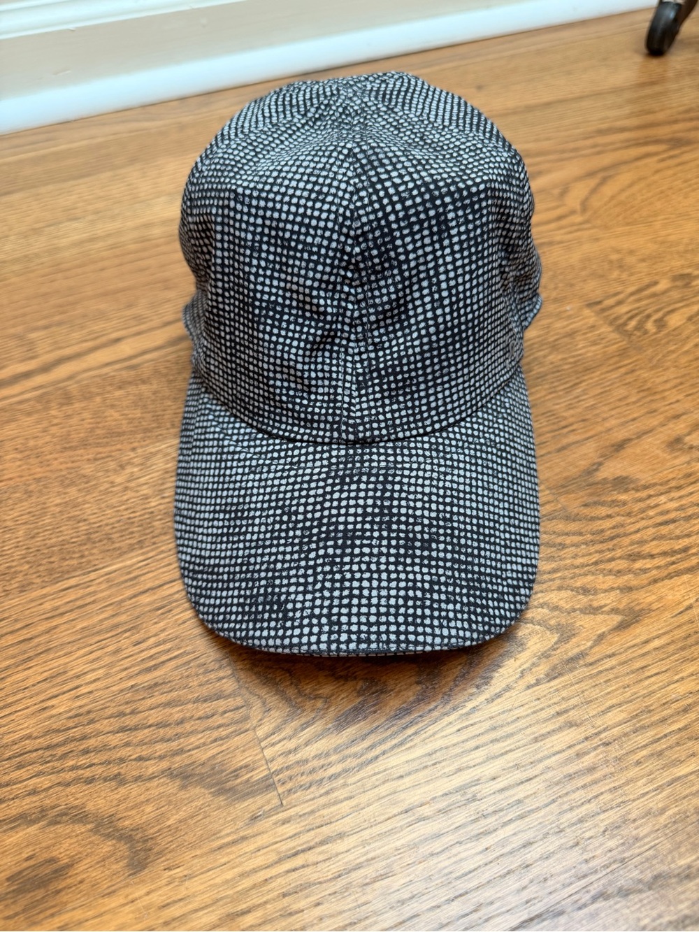 NWT Lululemon LightSpeed Run Hat